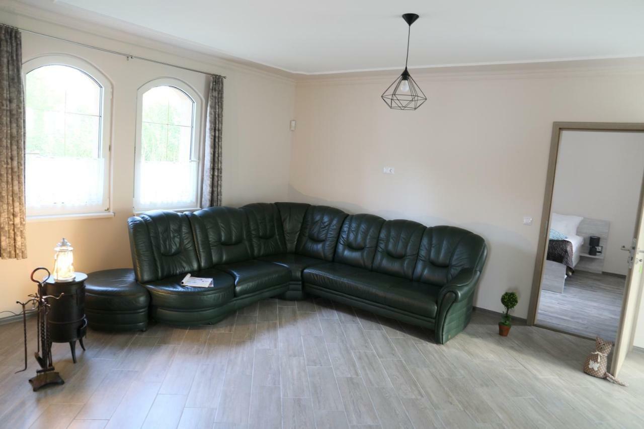 Tiszavilag Pihenohaz Hotel Tiszakecske Bagian luar foto